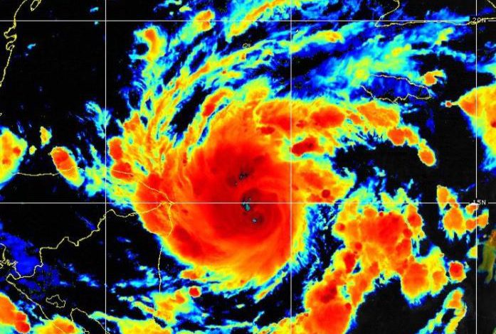 Uragano Eta sul mare dei Caraibi: domani toccherà terra