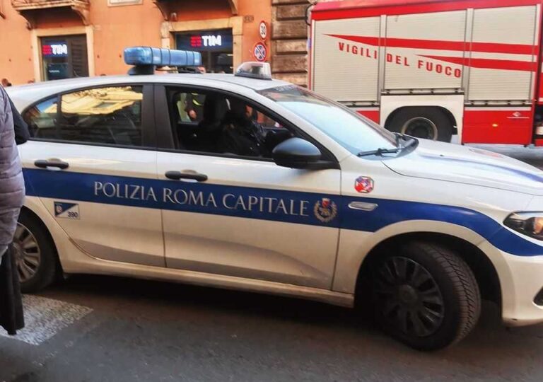 Roma – Trovato cadavere al Muro Torto nella capitale: Vigili del Fuoco e Polizia Scientifica indagano