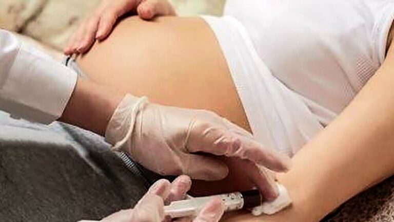 Padenghe  (Brescia) – Stupra e fa abortire la compagna incinta: arrestato 50enne