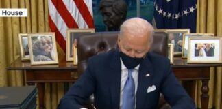 Biden firma i suoi primi ordini