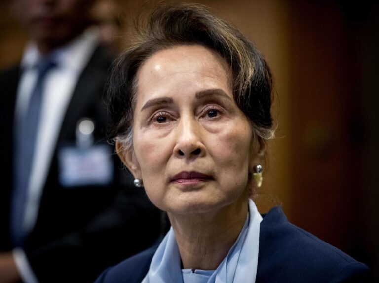Aung San Suu Kyi:
