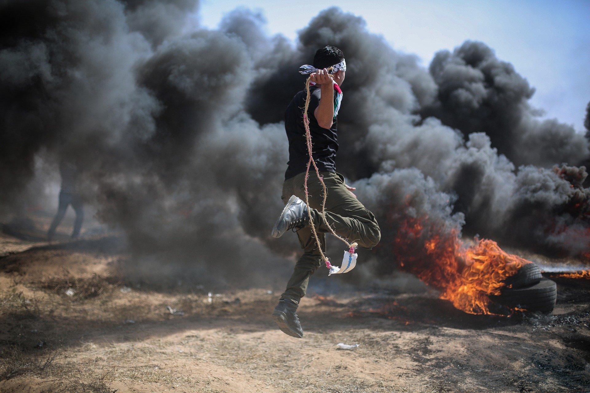 Israele: razzi palestinesi esplodono a Tel Aviv