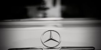 Mercedes dati clienti violati