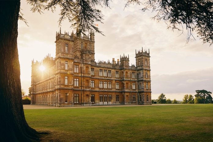 set delle serie tv negli UK: castello di Downton Abbey