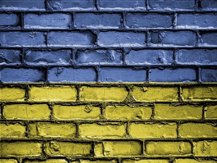 Ucraina: primo consigliere del presidente scampato ad agguato