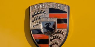 Blume ad Porsche sui motori tradizionali