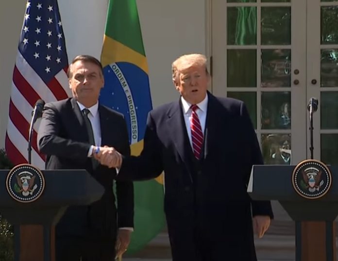 Trump approva la rielezione di Bolsonaro
