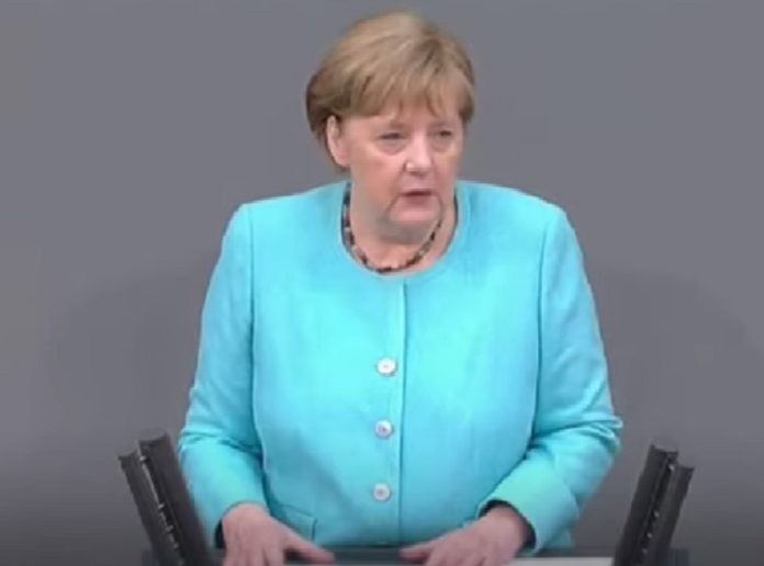 Merkel: UE si prepari a nuove sanzioni contro Russia