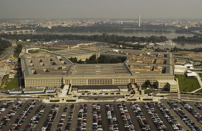 Pentagono USA: istituito gruppo per indagare sugli UAP