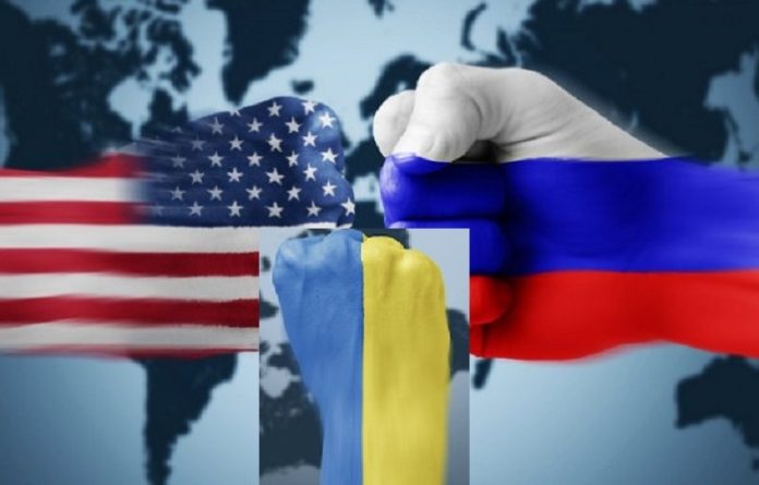Russia: gli USA sono coinvolti direttamente nella guerra in Ucraina