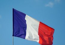 Francia: proposto un disegno di legge per sancire il diritto di aborto nella costituzione