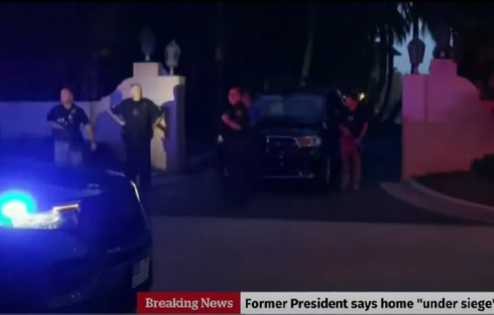 Mar-a-Lago: FBI perquisisce la residenza di Donald Trump