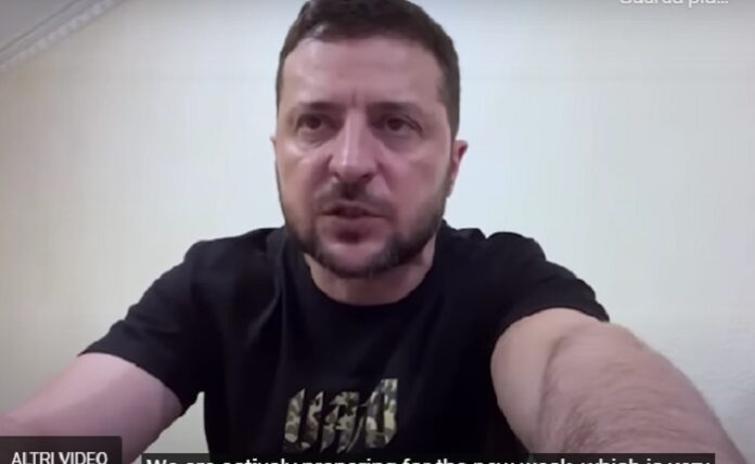 Zelensky: possibile attacco russo nel Giorno dell’Indipendenza ucraina