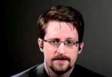 Putin concede a Edward Snowden la cittadinanza russa