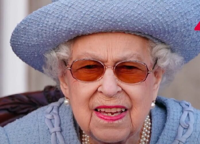 Morta la Regina Elisabetta: finisce un'epoca per il Regno Unito