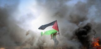 Gaza: raid aerei israeliani, sale la tensione
