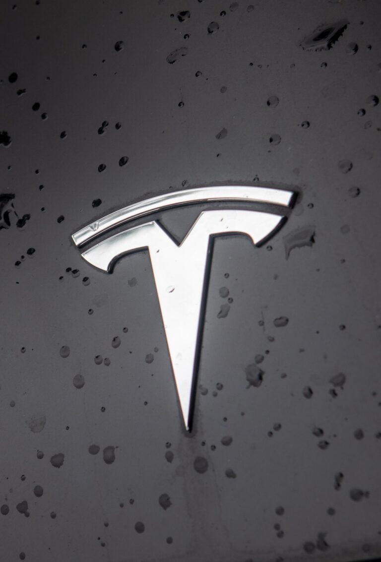 La Tesla Model Y batte tutti i record di soddisfazione dei clienti