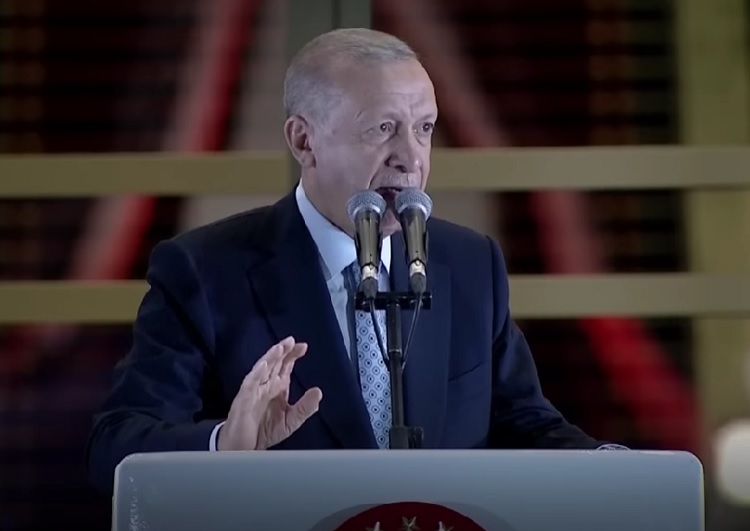 Erdogan: la Turchia sostiene fermamente i leader di Hamas