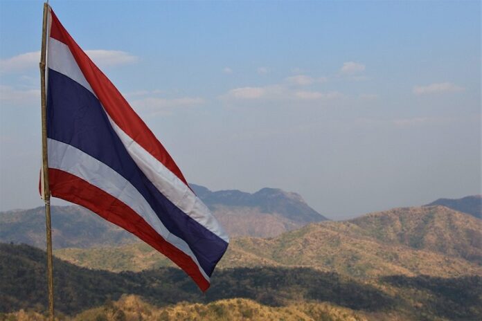 Elezioni Thailandia: opposizione sconfigge i militari