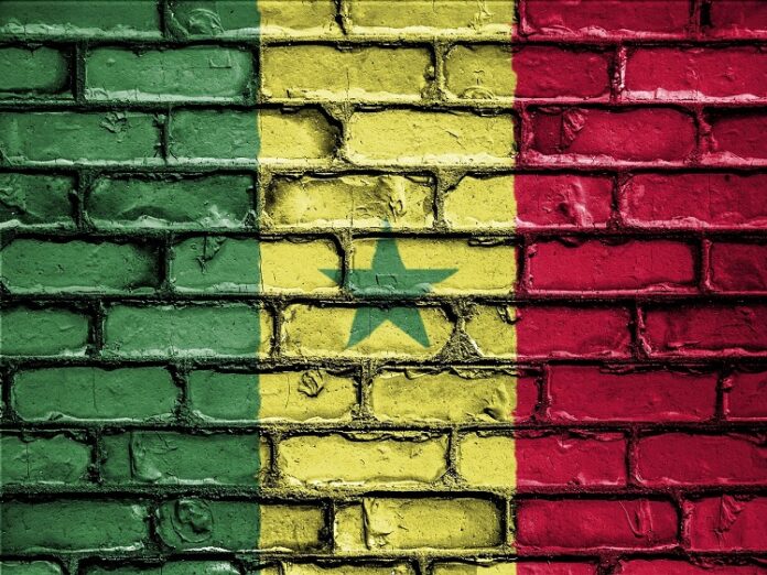 Senegal: il presidente rinvia le elezioni