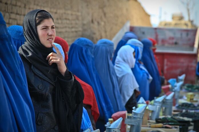 ONU: il trattamento talebano delle donne è 