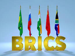 Il Sudafrica dice che il vertice dei BRICS si terrà di persona nonostante il mandato di arresto di Putin