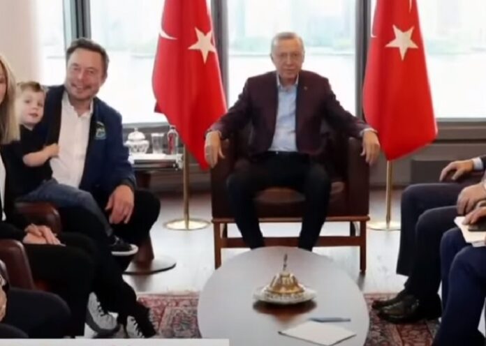 Erdogan chiede a Musk di costruire una fabbrica Tesla