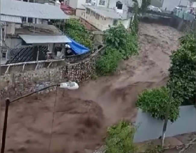Uragano Lidia colpisce il Messico