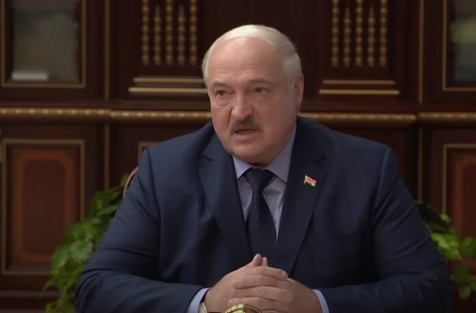 Lukashenko: gli USA minacciano la Bielorussia