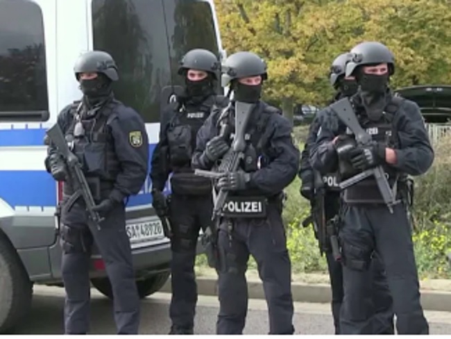 La polizia della Germania arresta due sospette spie russe