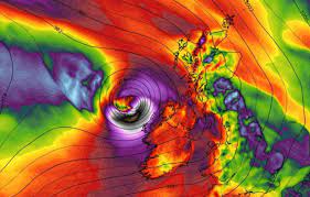 La tempesta Debi colpirà l’Irlanda con raffiche fino a 130km/h