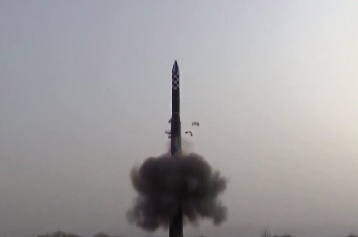 La Corea del Nord lancia più missili da crociera