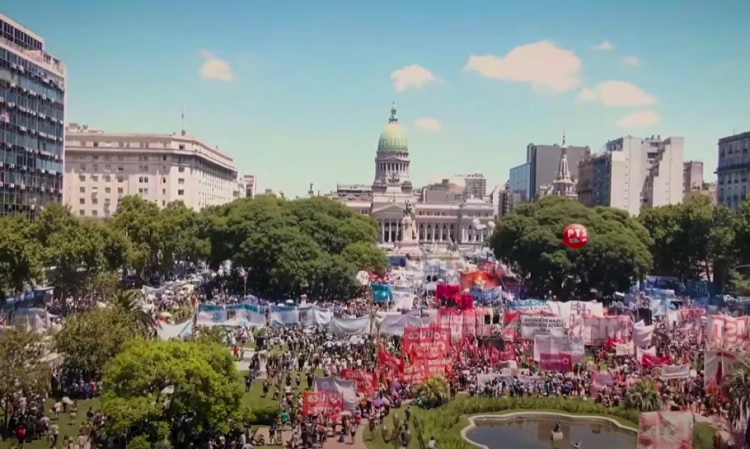 Argentina: continuano le proteste contro le riforme