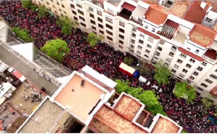 Spagna: sostenitori del PSOE chiedono a Sánchez di non dimettersi
